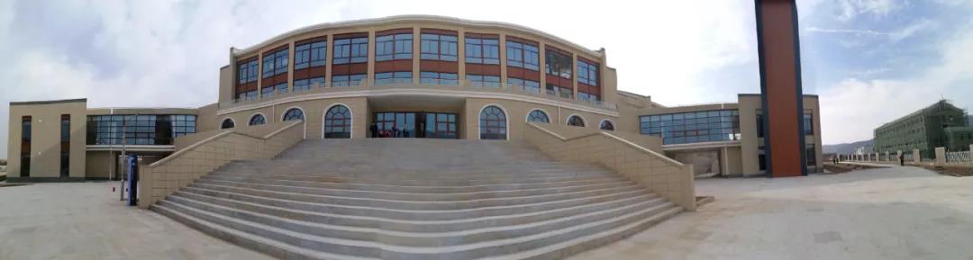 摘自《中華英才》“心系老區(qū) 齊心抗疫”明楷慈善 丹勛文化攜手信點醫(yī)療向革命老區(qū)齊心系列學校捐贈防疫物(圖4)